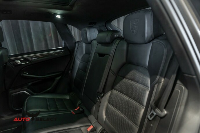 porsche-macan-bensin-2015-big-30