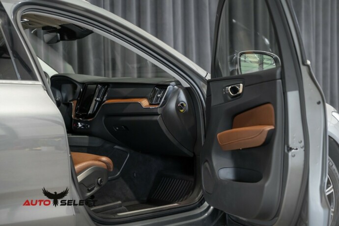 volvo-xc-60-elektrisitetbensin-2018-big-17