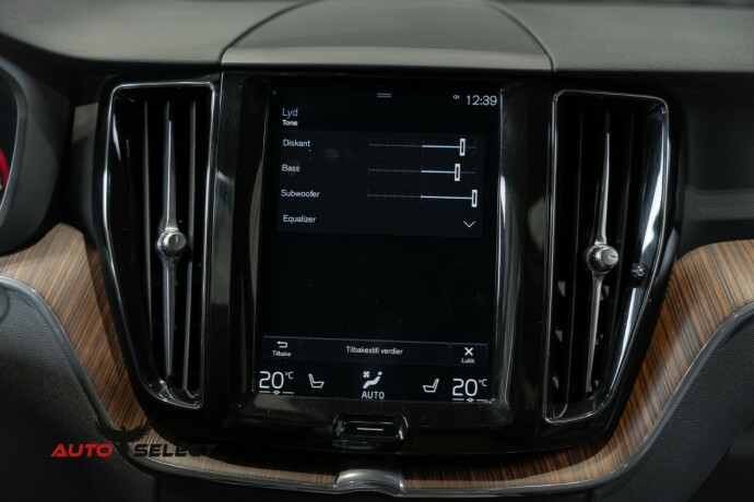 volvo-xc-60-elektrisitetbensin-2018-big-48