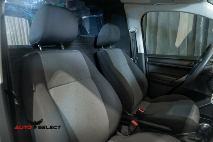 volkswagen-caddy-diesel-2019-big-15