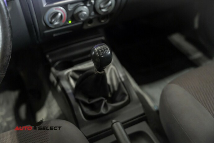 isuzu-d-max-diesel-2008-big-26