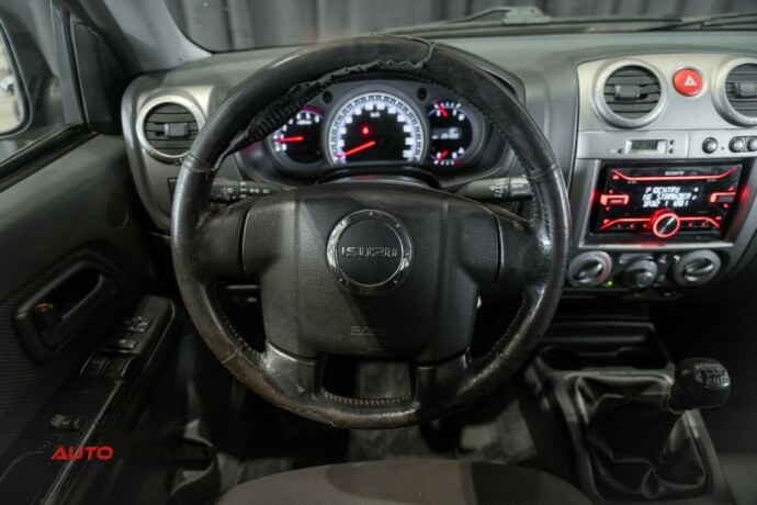 isuzu-d-max-diesel-2008-big-20