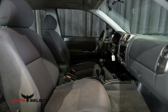 isuzu-d-max-diesel-2008-big-13