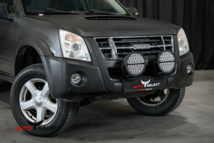isuzu-d-max-diesel-2008-big-1
