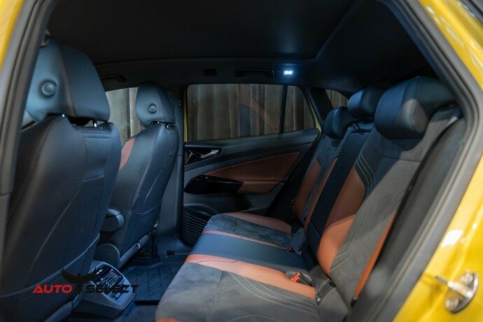 volkswagen-id4-elektrisitet-2021-big-19