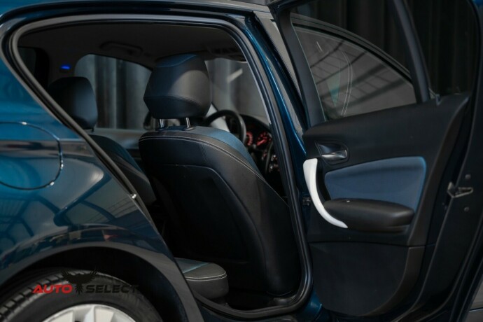 bmw-1-serie-bensin-2012-big-12