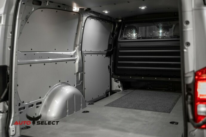 mercedes-benz-vito-diesel-2023-big-12