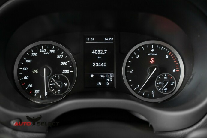 mercedes-benz-vito-diesel-2023-big-30