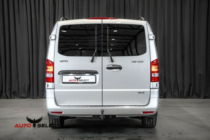mercedes-benz-vito-diesel-2023-big-10