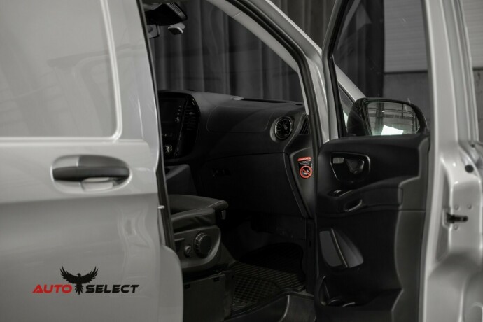 mercedes-benz-vito-diesel-2023-big-17
