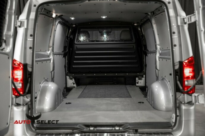 mercedes-benz-vito-diesel-2023-big-11
