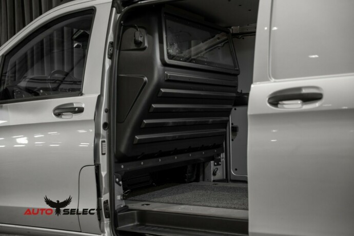mercedes-benz-vito-diesel-2023-big-8