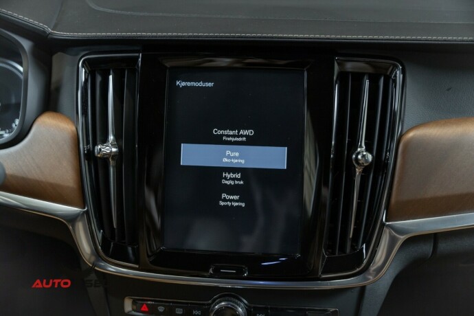 volvo-s90-elektrisitetbensin-2019-big-44