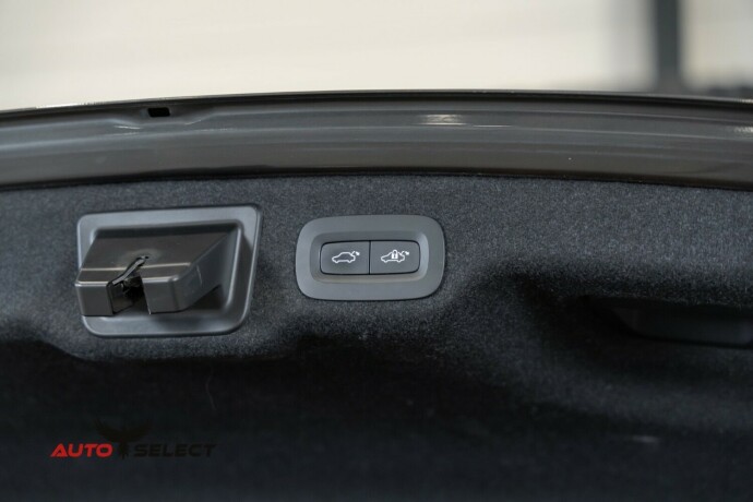 volvo-s90-elektrisitetbensin-2019-big-12