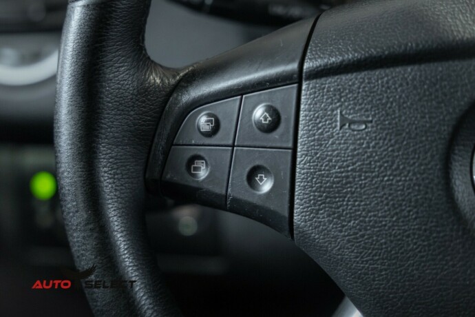 mercedes-benz-m-klasse-diesel-2007-big-20