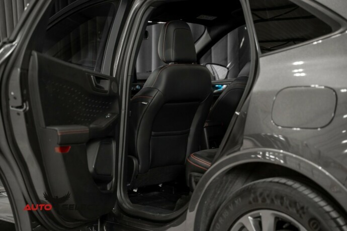 ford-kuga-elektrisitetbensin-2021-big-20