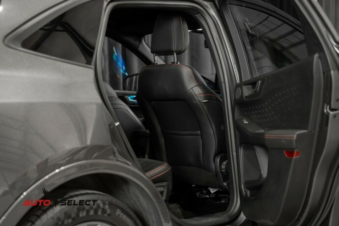 ford-kuga-elektrisitetbensin-2021-big-15