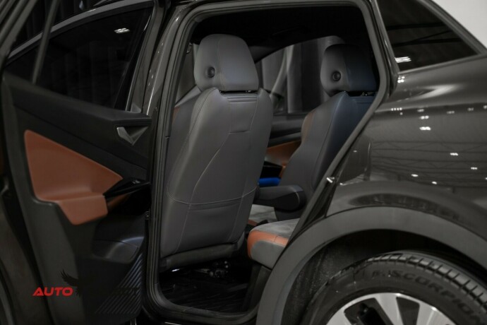 volkswagen-id4-elektrisitet-2021-big-18