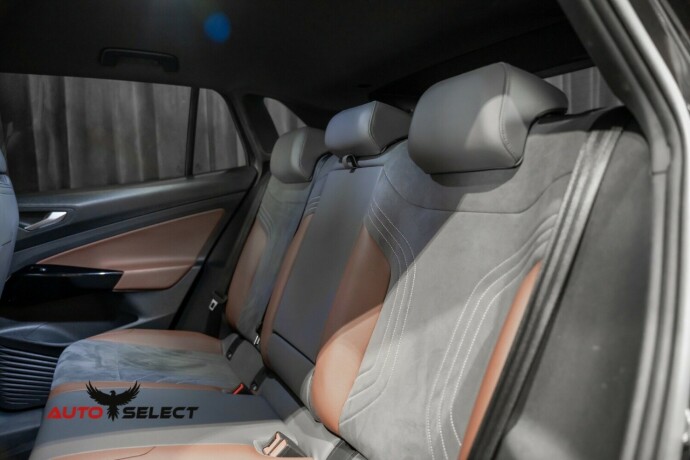 volkswagen-id4-elektrisitet-2021-big-19