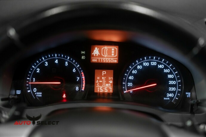 toyota-avensis-bensin-2014-big-31