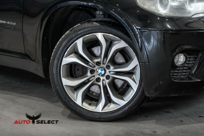 bmw-x5-diesel-2011-big-2