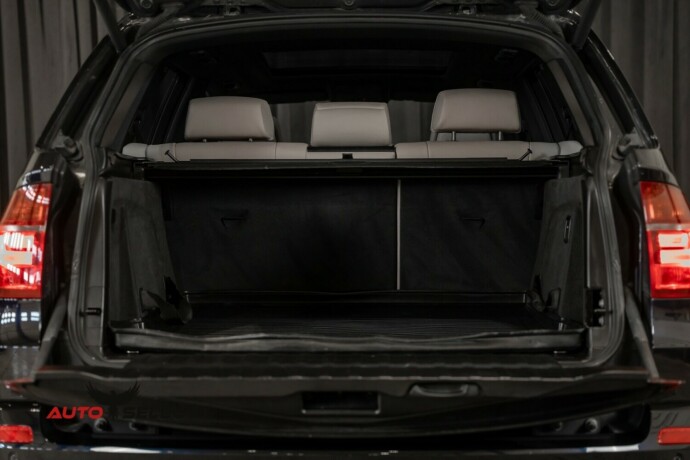 bmw-x5-diesel-2011-big-10