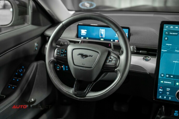 ford-mustang-mach-e-elektrisitet-2022-big-27