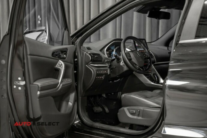 mitsubishi-eclipse-cross-elektrisitetbensin-2021-big-19