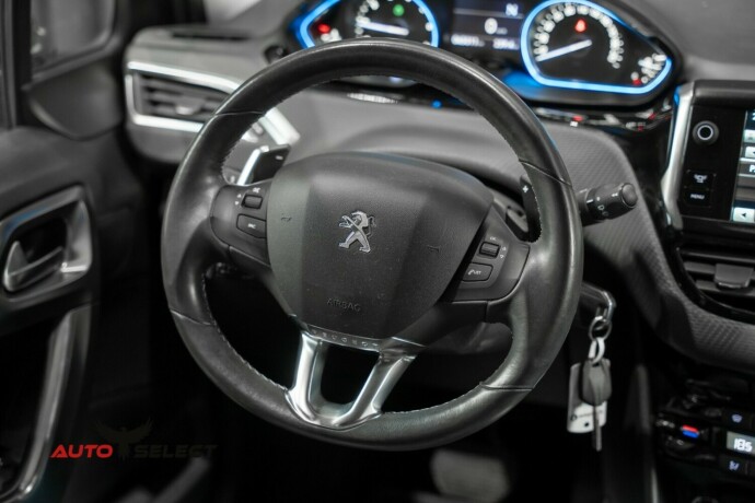 peugeot-2008-bensin-2014-big-22