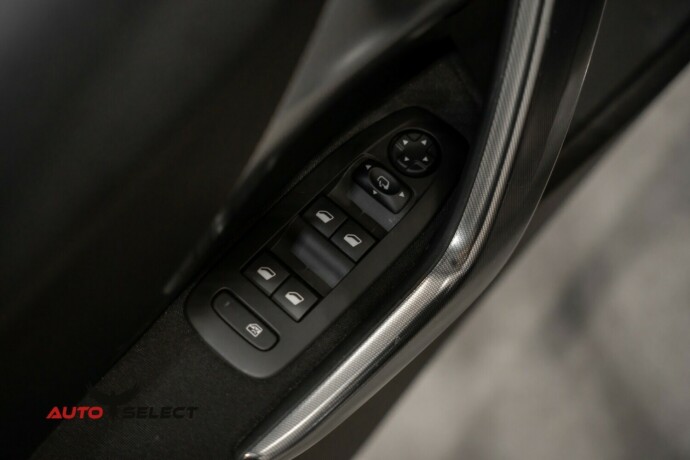 peugeot-2008-bensin-2014-big-20
