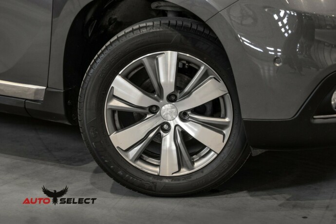 peugeot-2008-bensin-2014-big-2