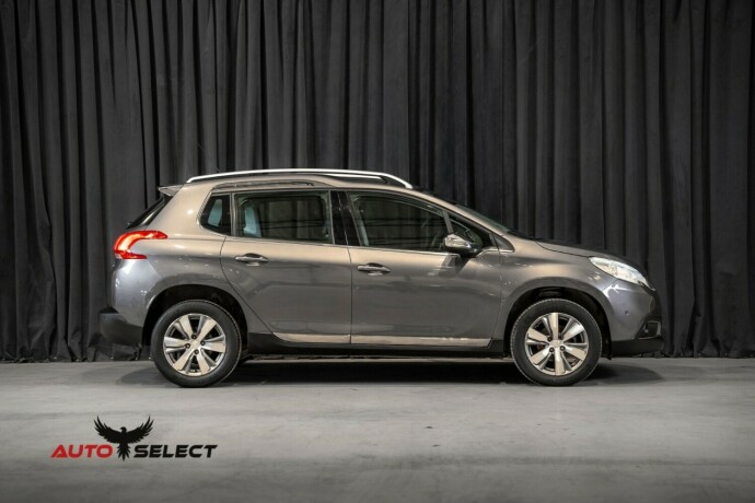 peugeot-2008-bensin-2014-big-11