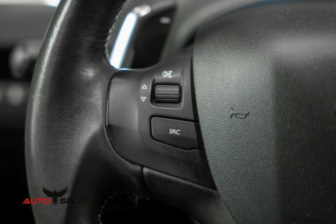 peugeot-2008-bensin-2014-big-24