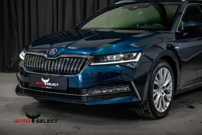 skoda-superb-elektrisitetbensin-2021-big-6