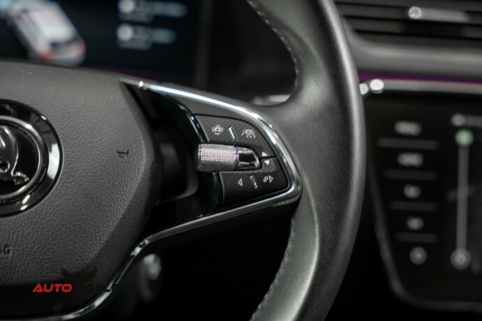 skoda-superb-elektrisitetbensin-2021-big-38