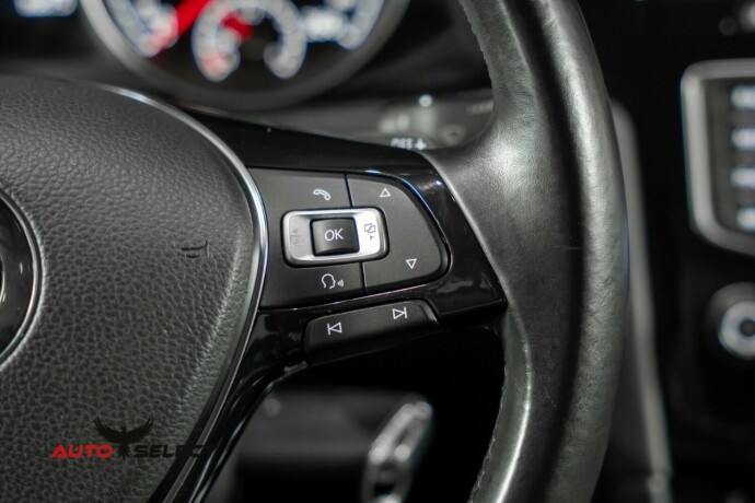 volkswagen-golf-bensin-2015-big-26