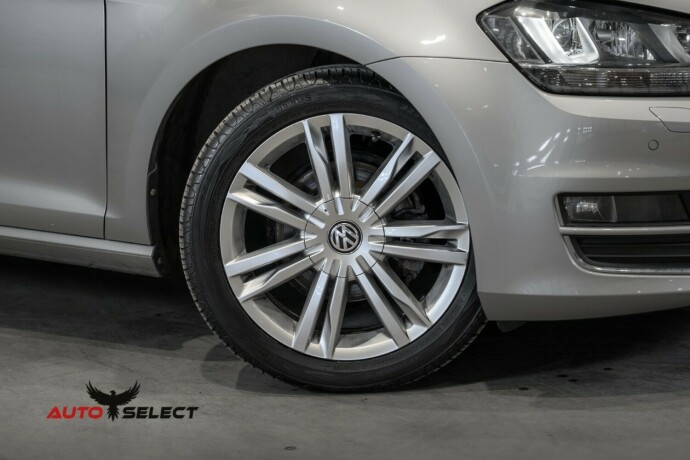 volkswagen-golf-bensin-2015-big-2