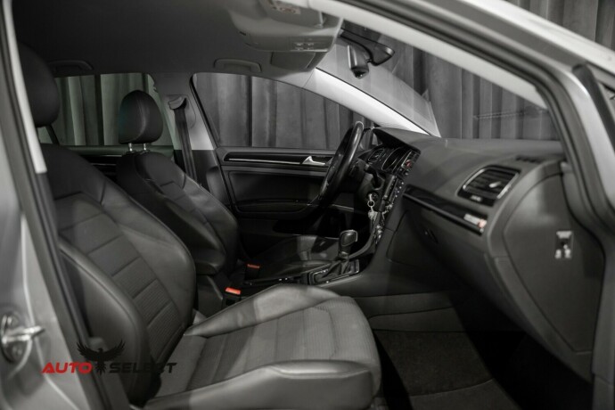 volkswagen-golf-bensin-2015-big-15
