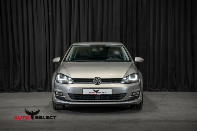 volkswagen-golf-bensin-2015-big-4