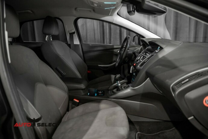 ford-focus-diesel-2012-big-15