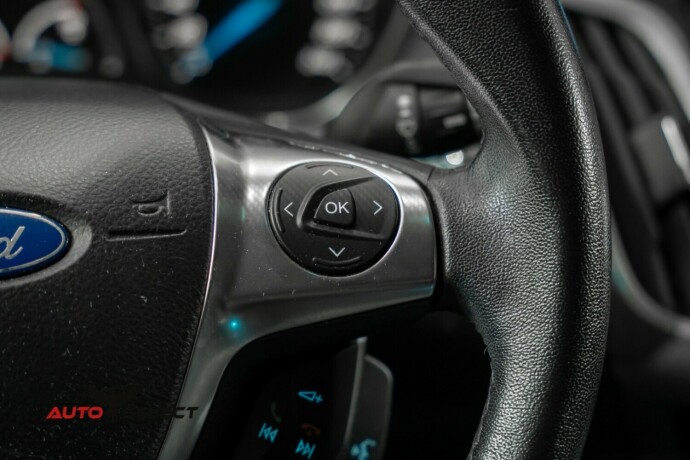 ford-focus-diesel-2012-big-27