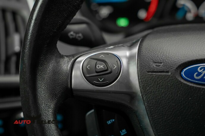 ford-focus-diesel-2012-big-25