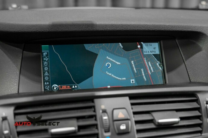 bmw-x3-diesel-2011-big-34