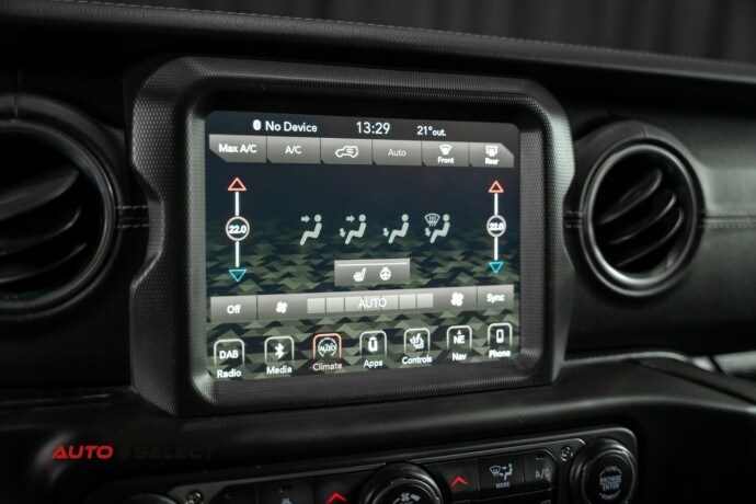 jeep-wrangler-diesel-2019-big-42