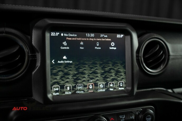 jeep-wrangler-diesel-2019-big-44