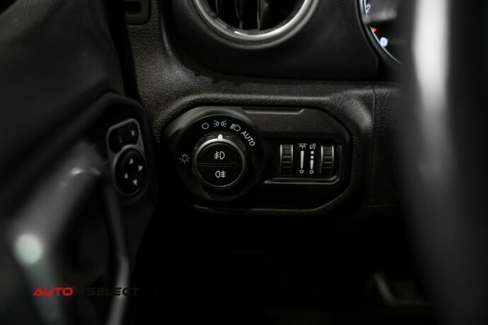 jeep-wrangler-diesel-2019-big-30