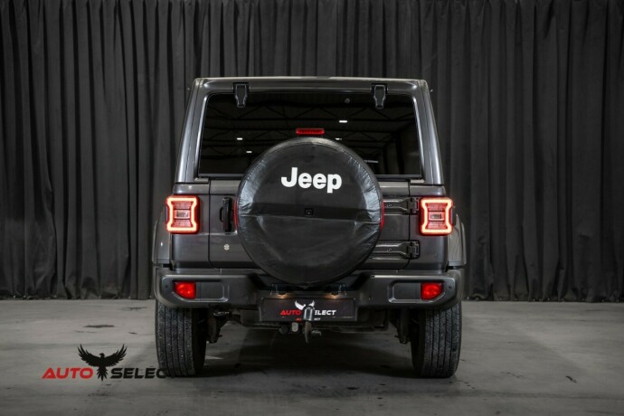 jeep-wrangler-diesel-2019-big-8