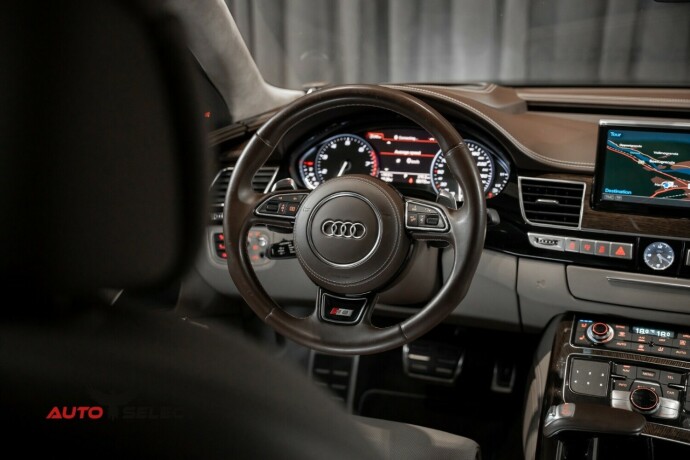 audi-s8-bensin-2014-big-44