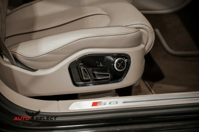 audi-s8-bensin-2014-big-35