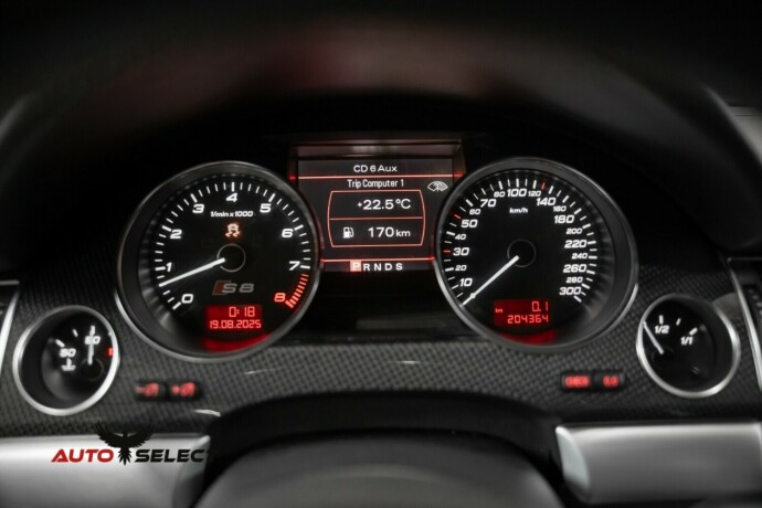 audi-s8-bensin-2006-big-38